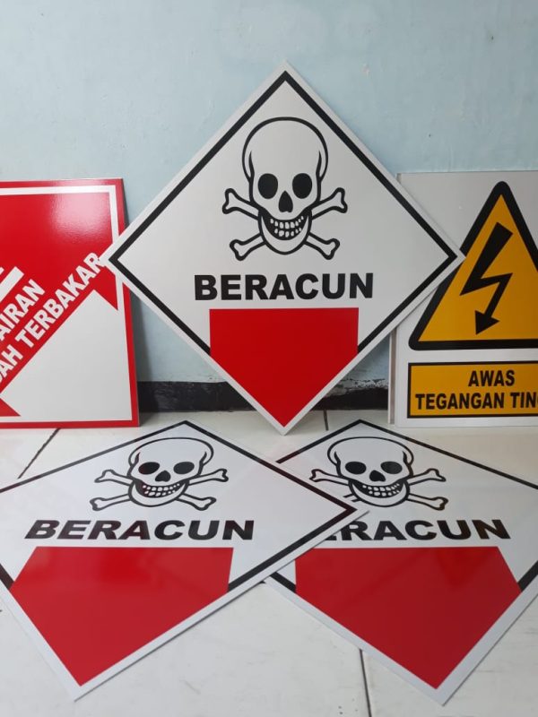 Safety Sign Gas Beracun (2)